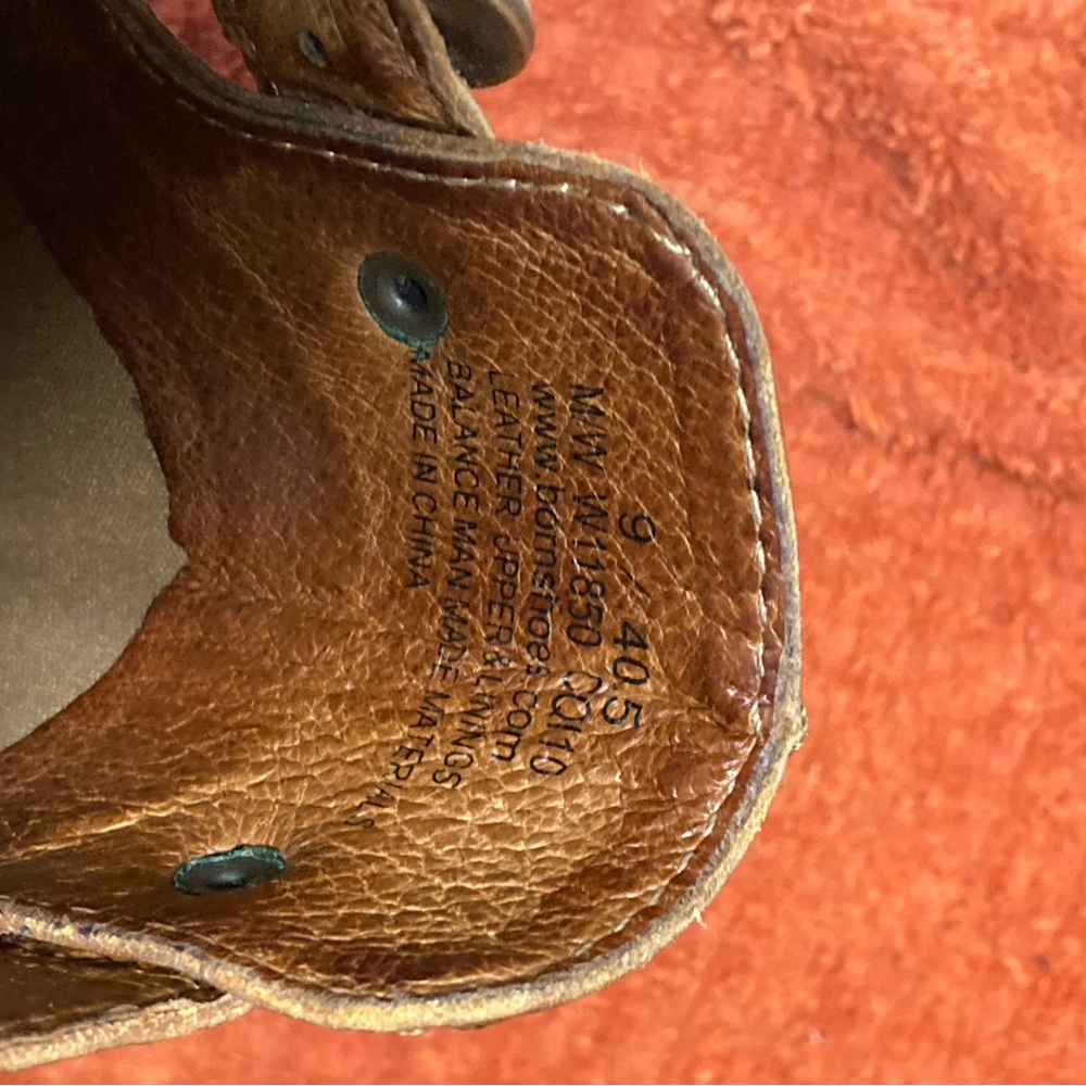 Born Clogs - Picture 5 of 5